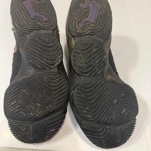 Nike LeBron XVI I Am King youth size 4 - Picture 8 of 8